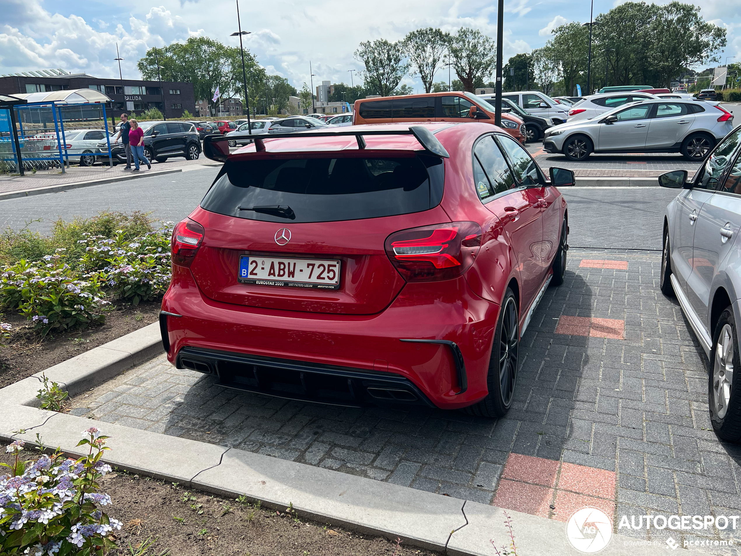 Mercedes-AMG A 45 W176 2015