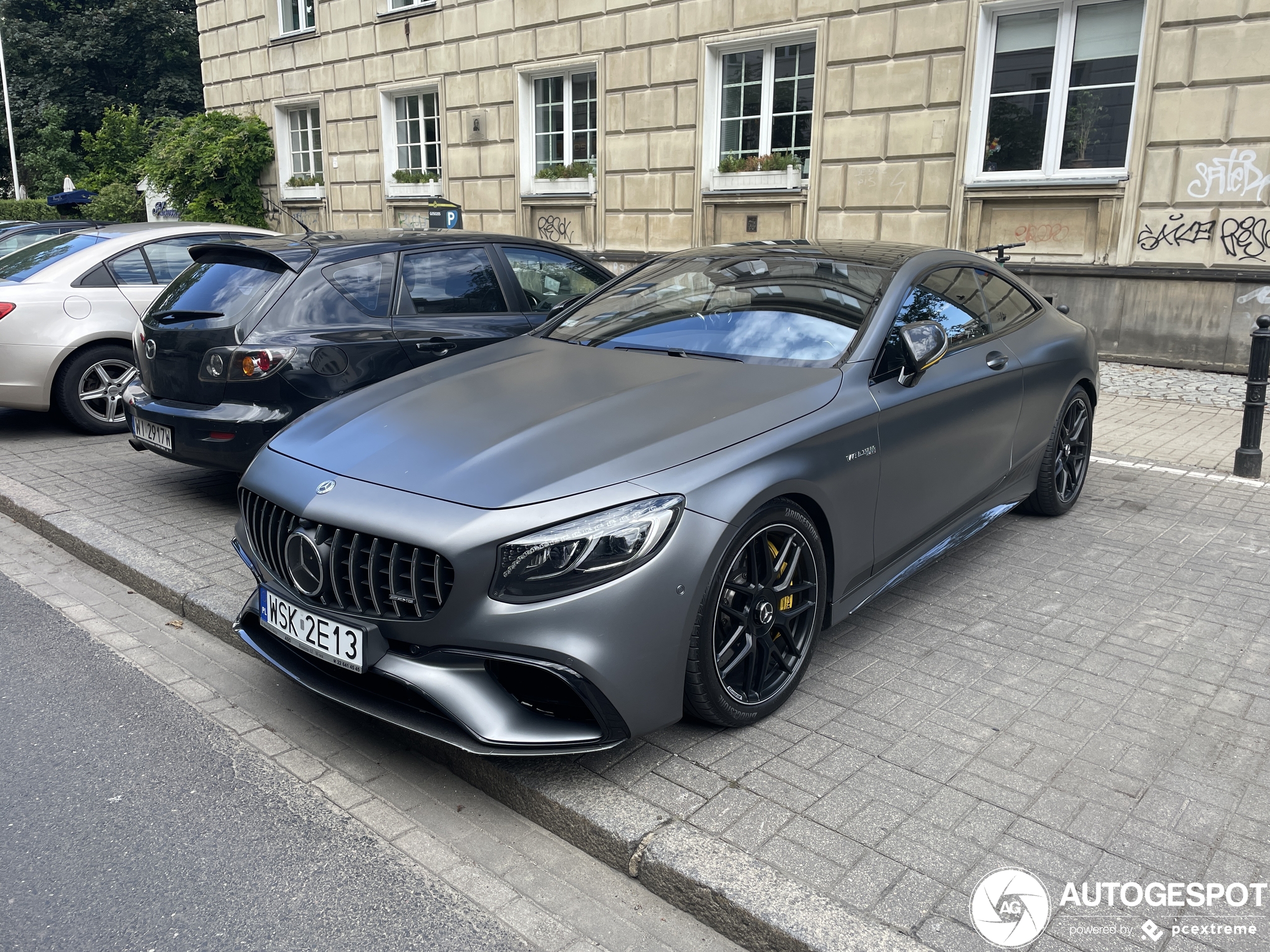 Mercedes-AMG S 63 Coupé C217 2018 Yellow Night Edition