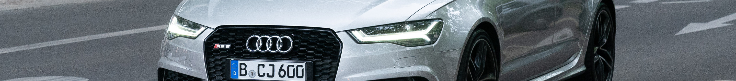 Audi RS6 Avant C7 2015