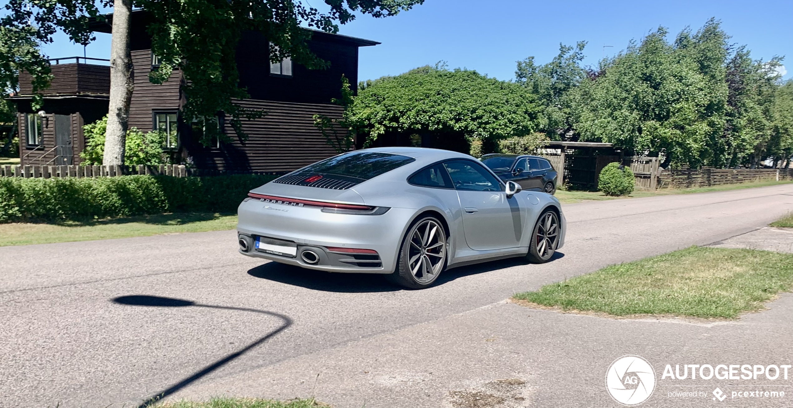 Porsche 992 Carrera 4S