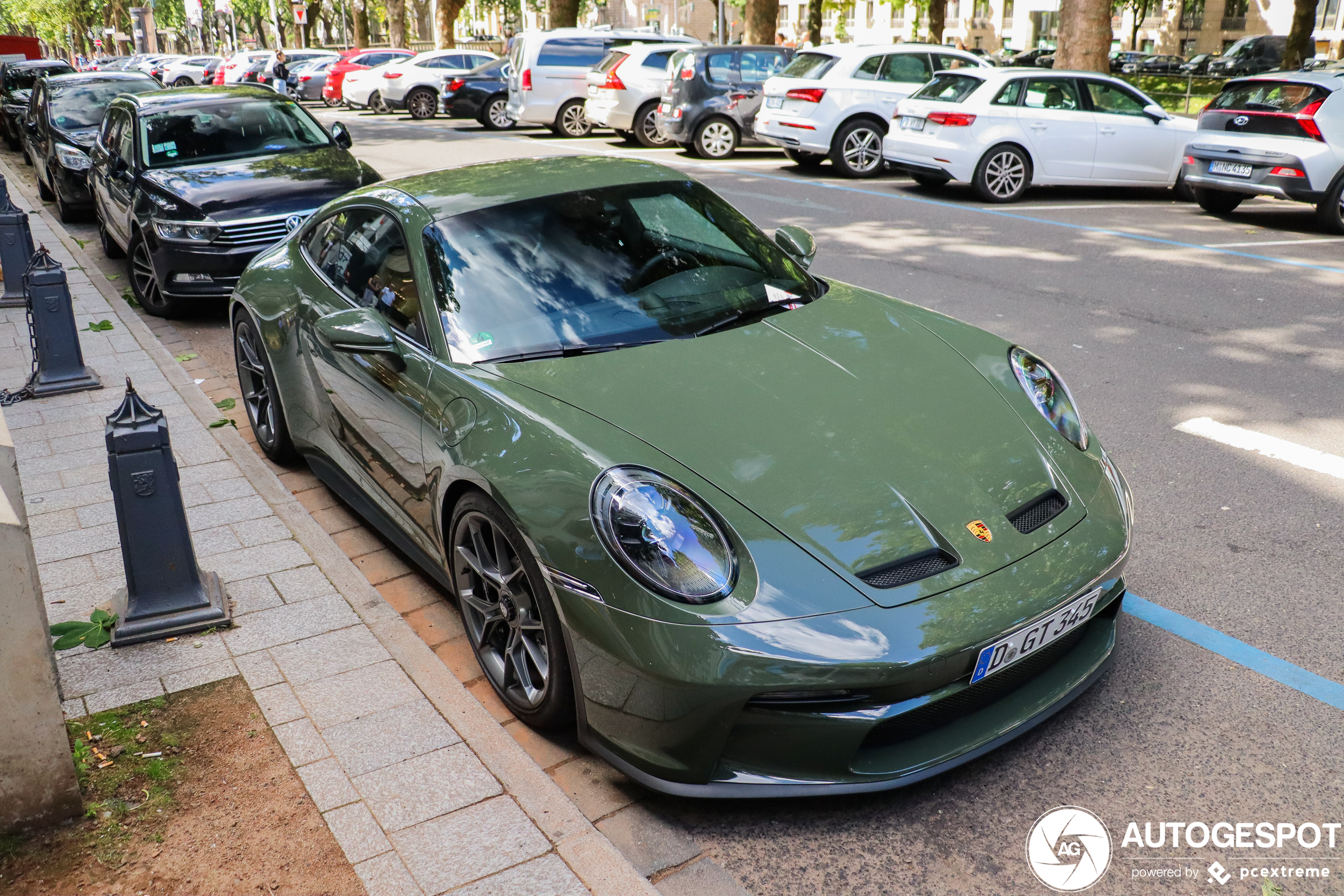 Porsche 992 GT3 Touring