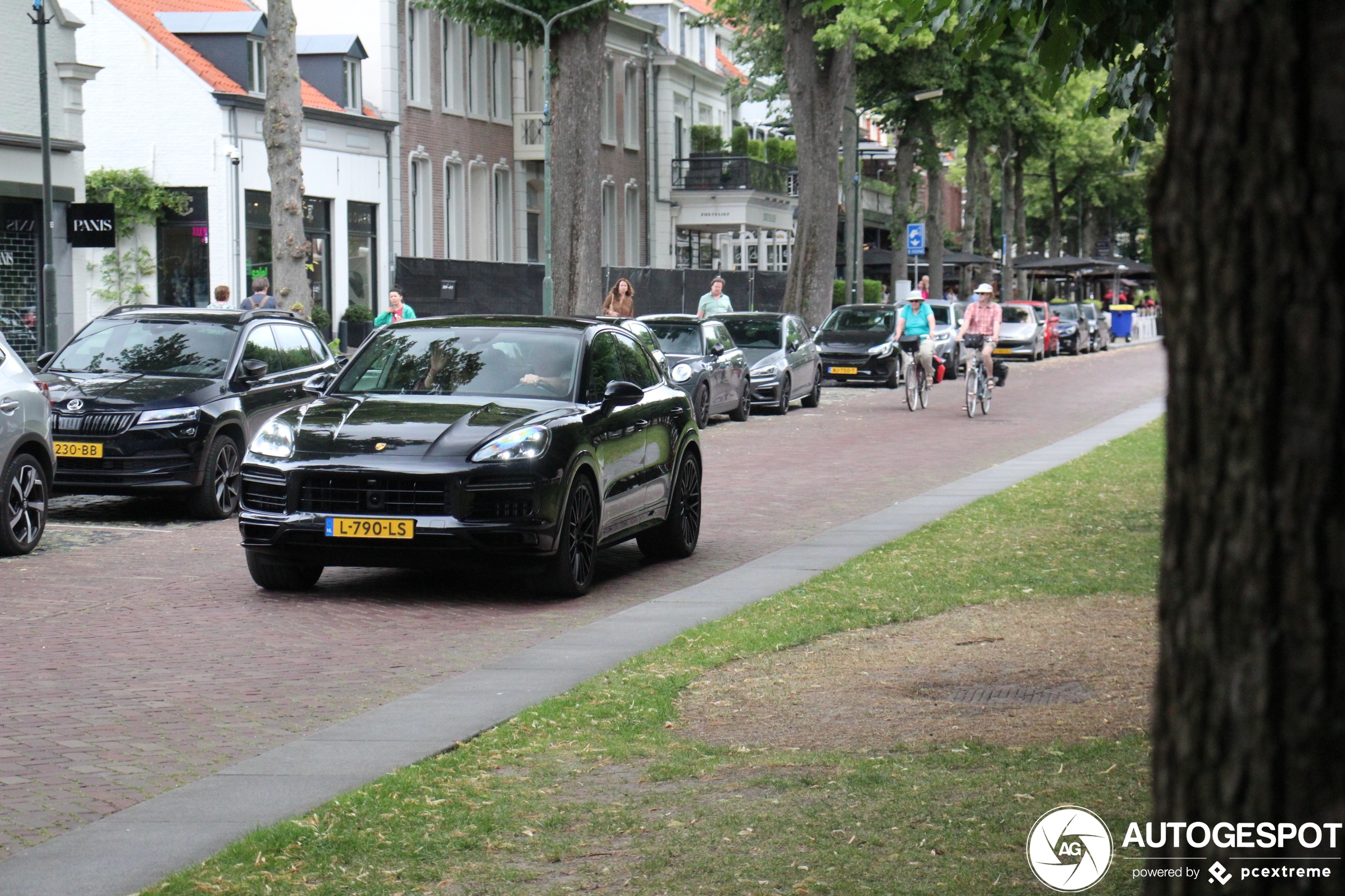 Porsche Cayenne Coupé Turbo S E-Hybrid