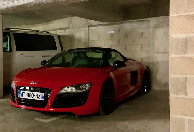 Audi R8 V10