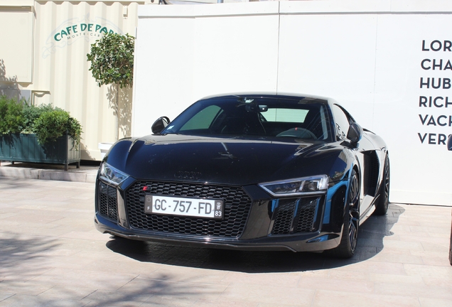 Audi R8 V10 Plus 2015