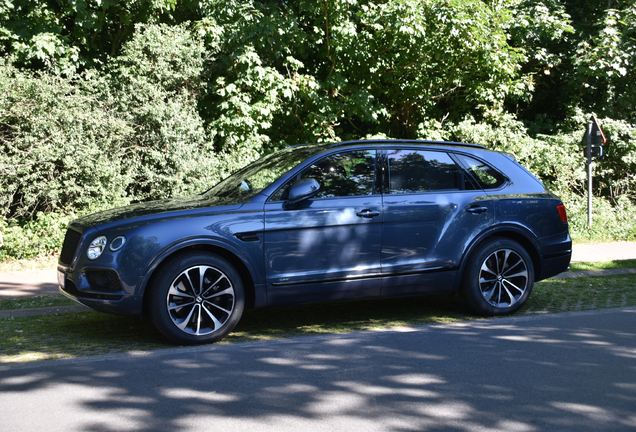 Bentley Bentayga Hybrid