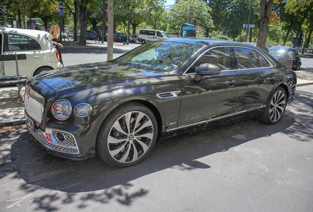 Bentley Flying Spur Hybrid