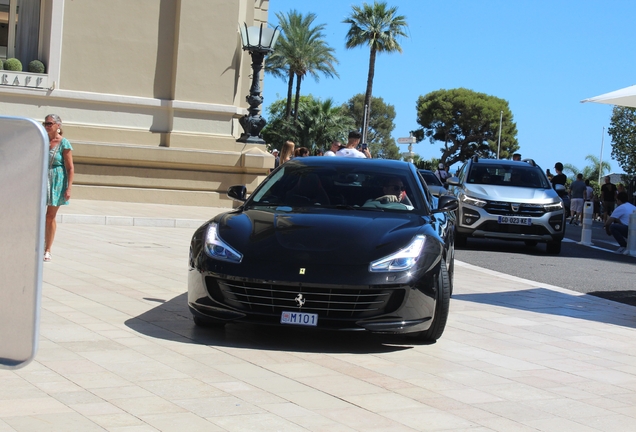 Ferrari GTC4Lusso T