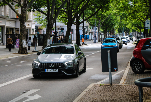 Mercedes-AMG A 45 S W177