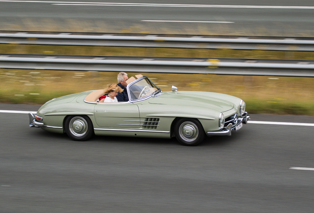 Mercedes-Benz 300SL Roadster