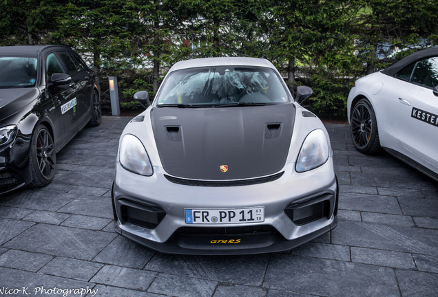 Porsche 718 Cayman GT4 RS Weissach Package