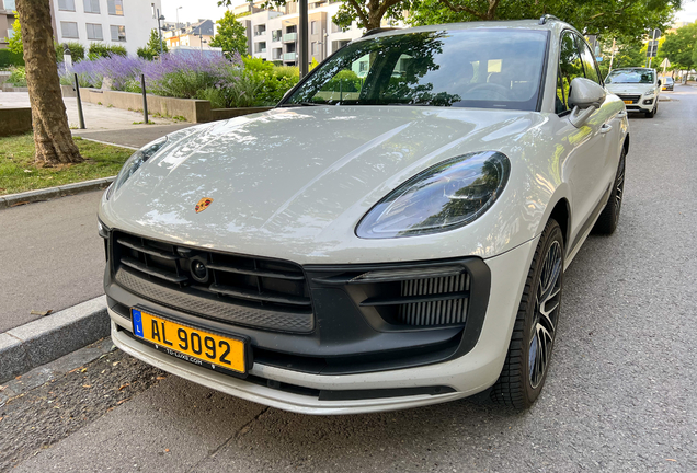 Porsche 95B Macan GTS MkIII