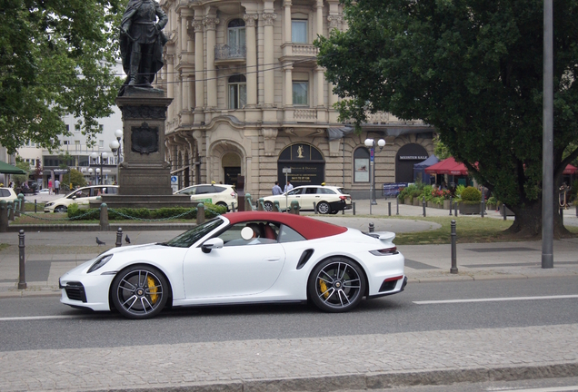 Porsche 992 Turbo S Cabriolet