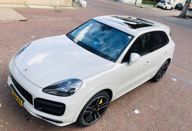 Porsche Cayenne Turbo S E-Hybrid