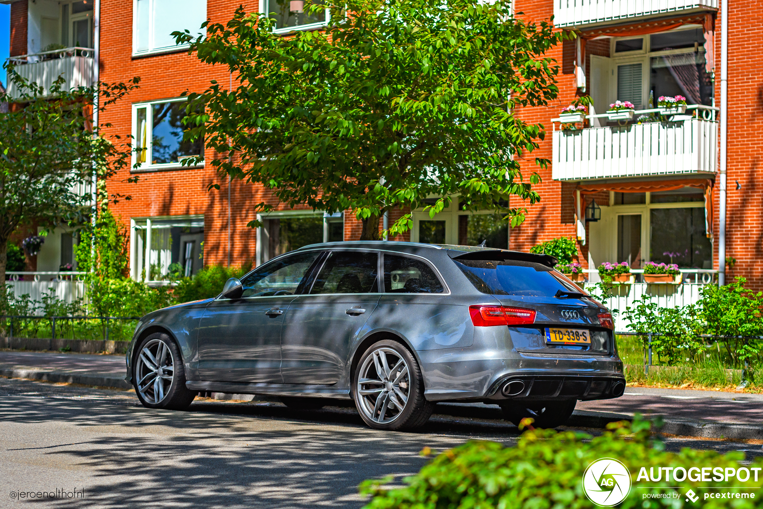 Audi RS6 Avant C7