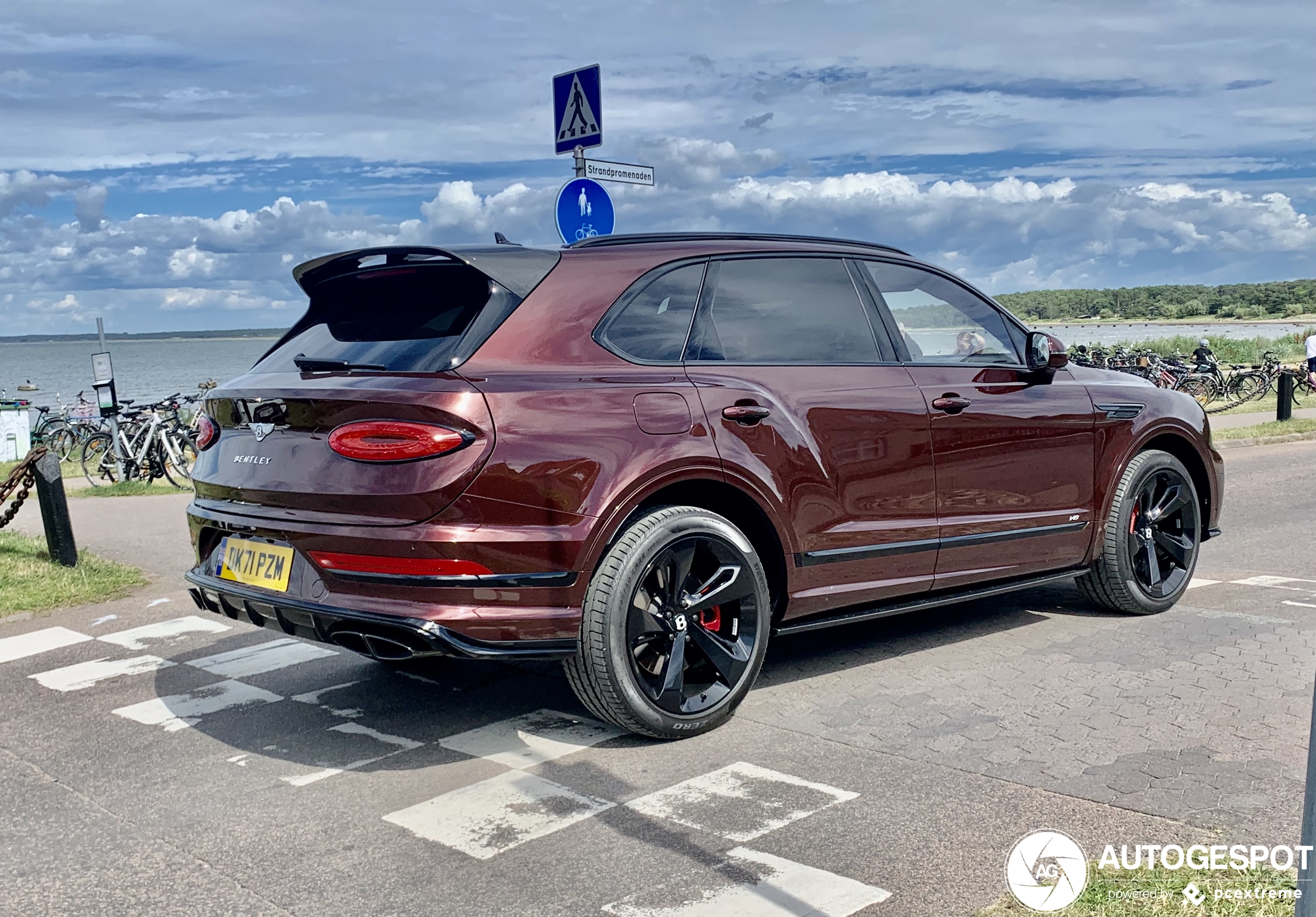 Bentley Bentayga V8 2021