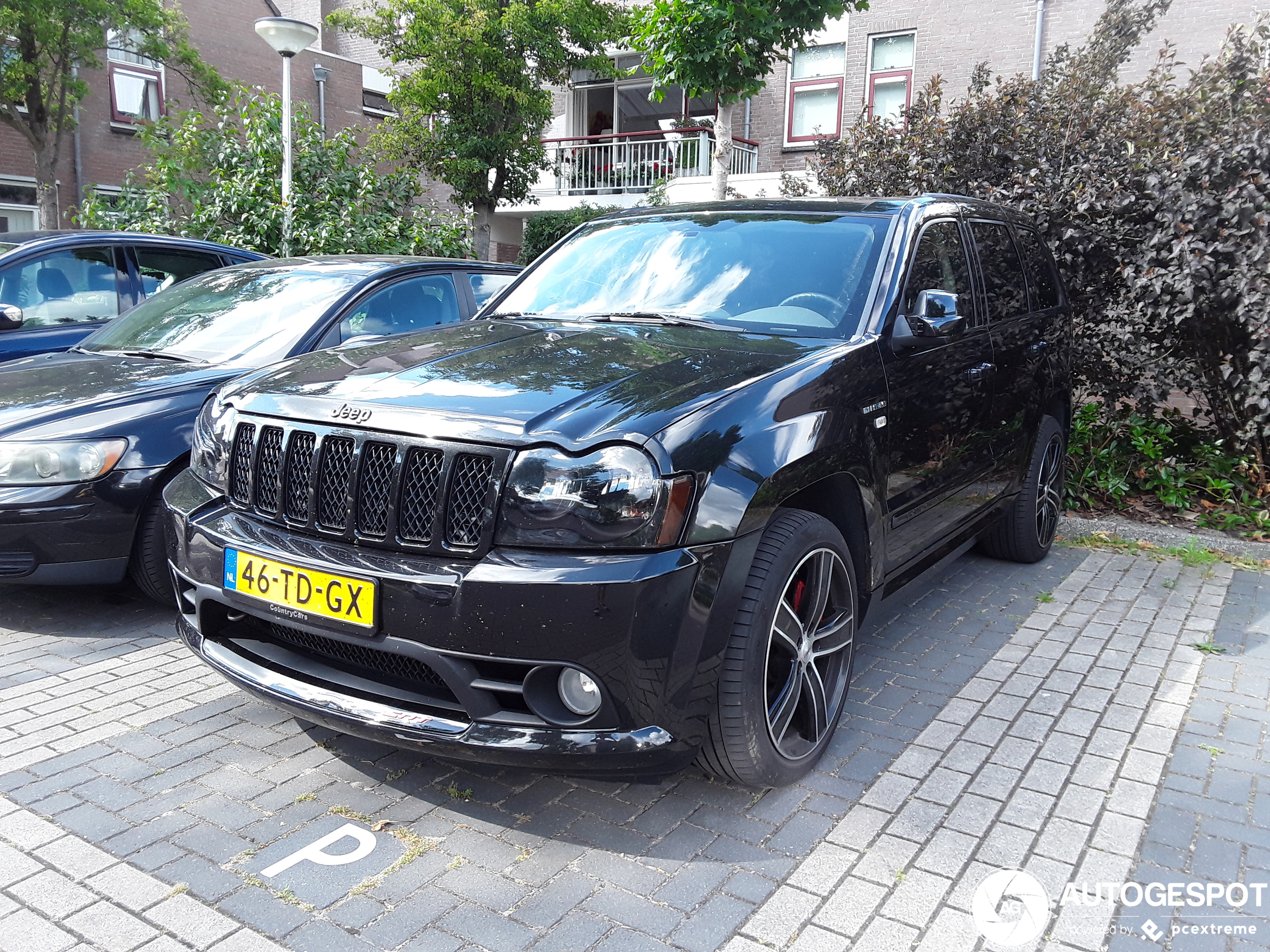 Jeep Grand Cherokee SRT-8 2005