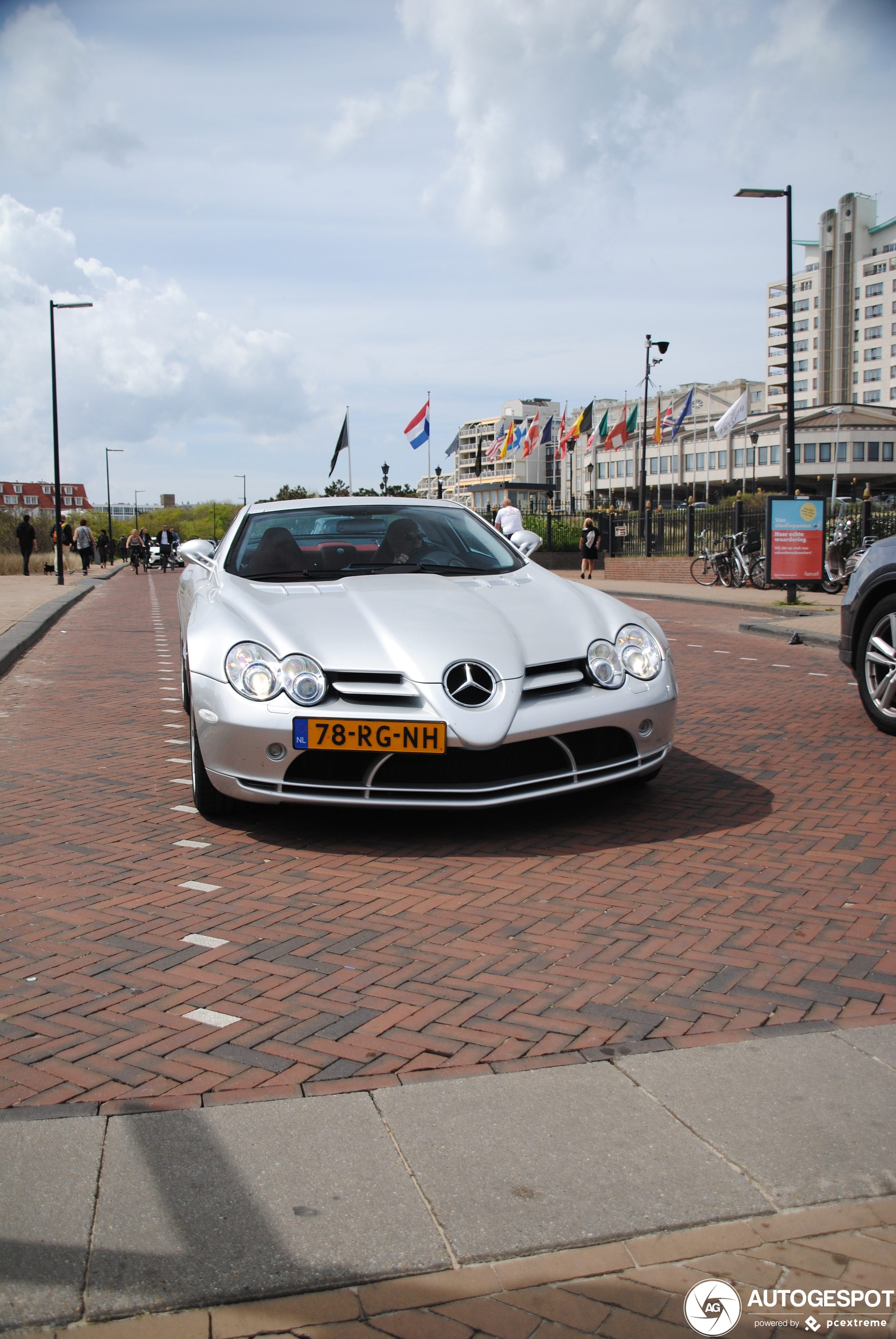 Mercedes-Benz SLR McLaren