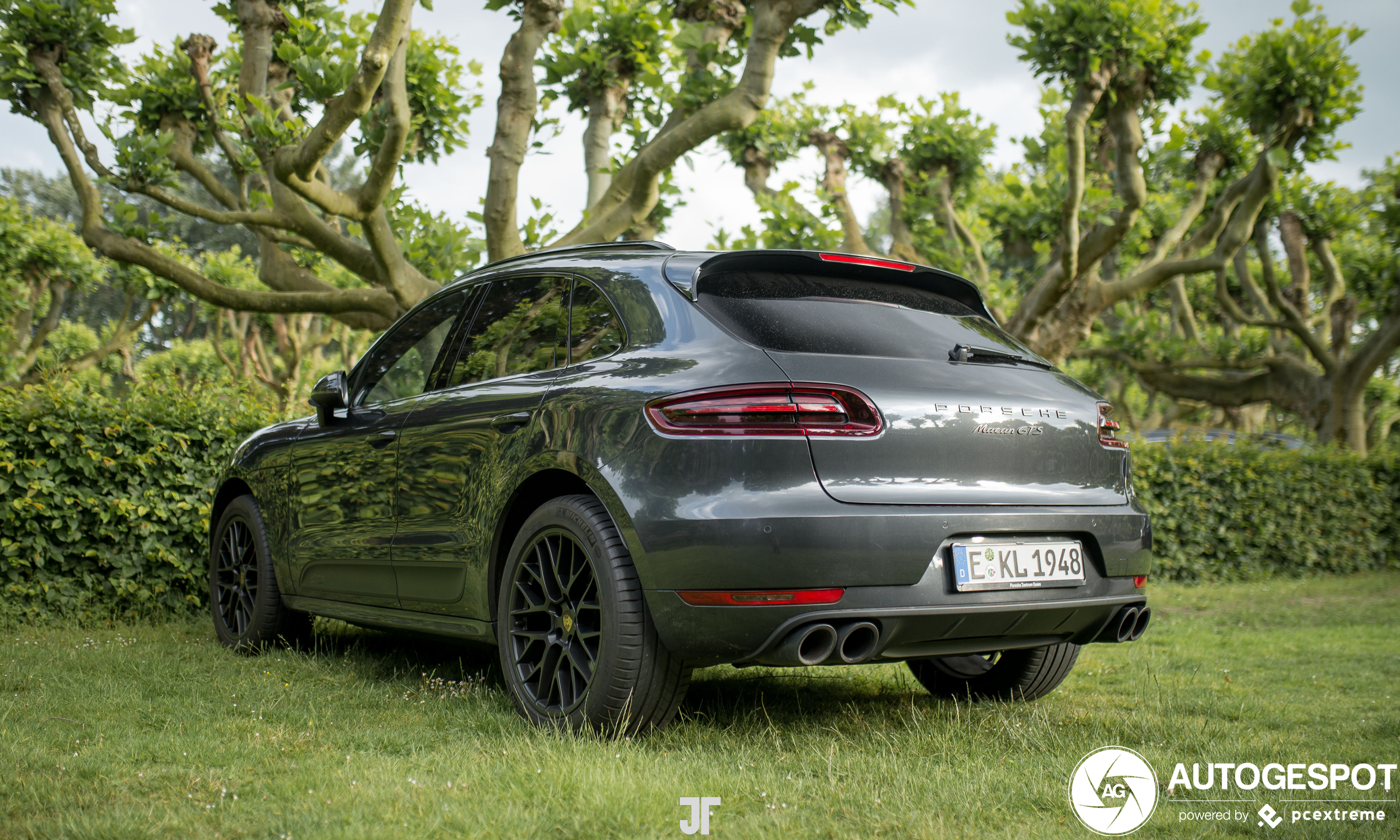 Porsche 95B Macan GTS