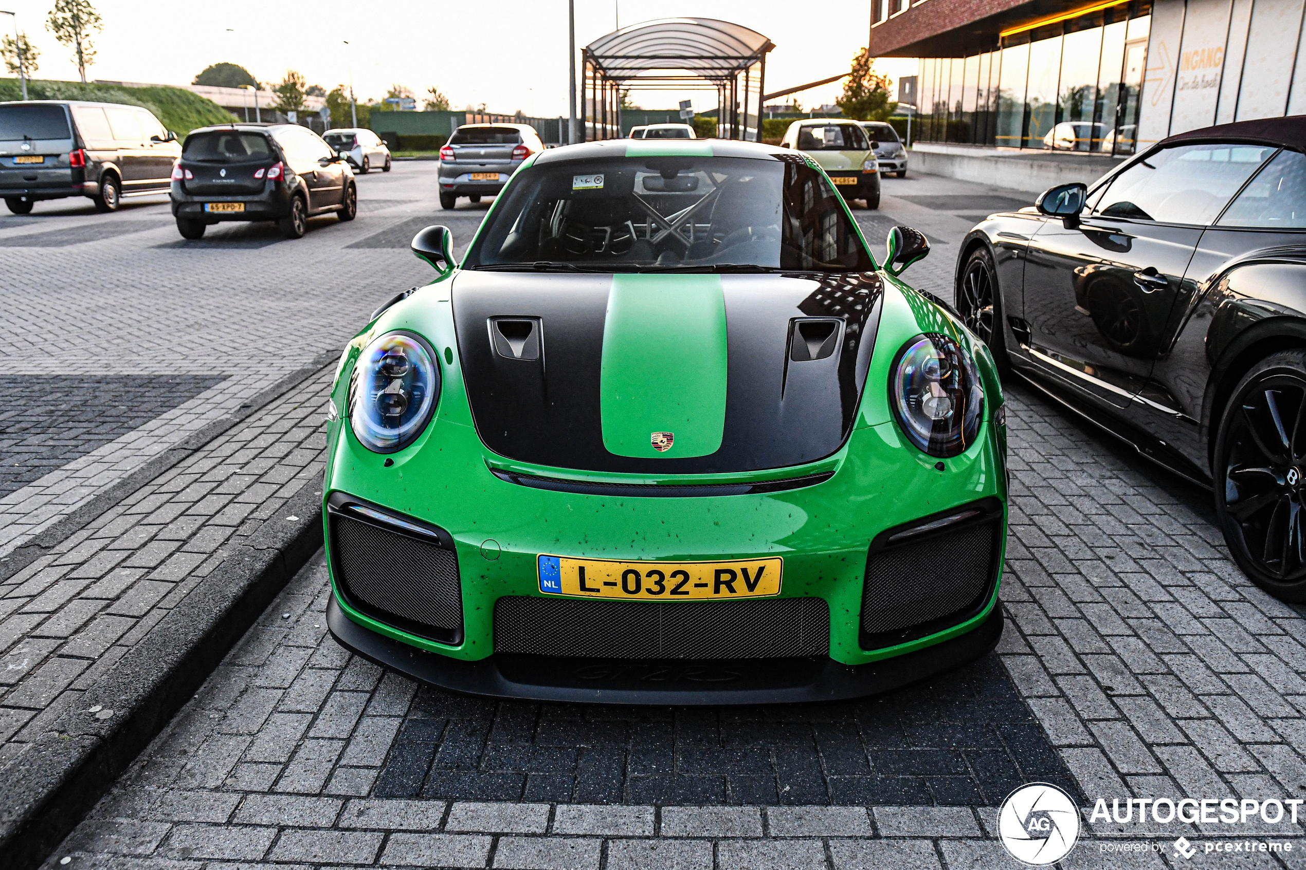 Porsche 991 GT2 RS Weissach Package