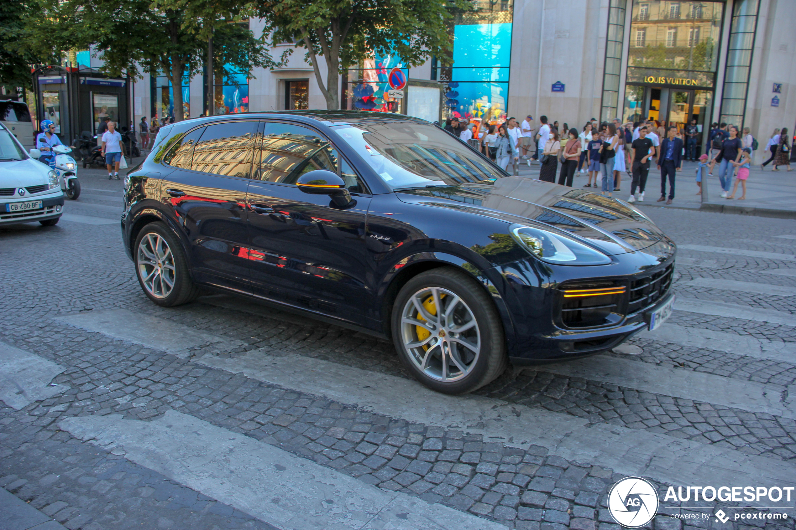 Porsche Cayenne Turbo S E-Hybrid