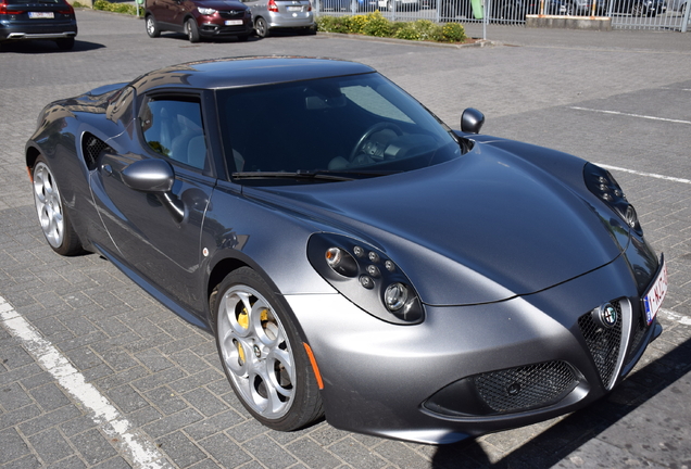 Alfa Romeo 4C Coupé