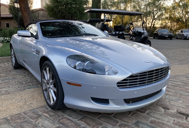 Aston Martin DB9 Volante