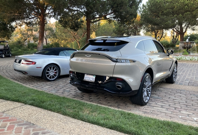 Aston Martin DBX