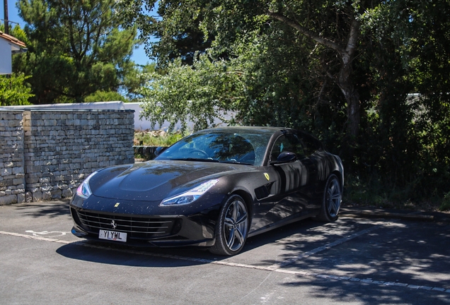 Ferrari GTC4Lusso