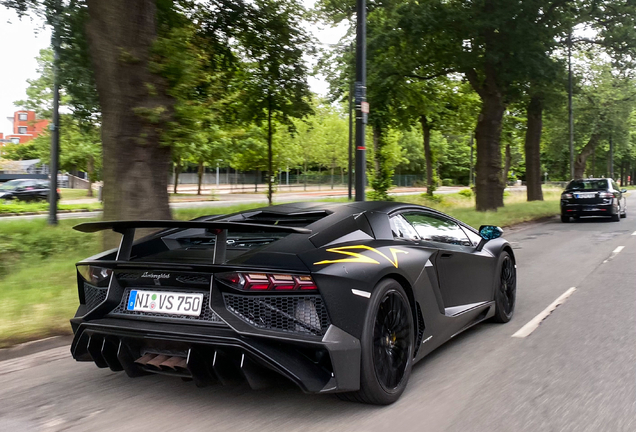 Lamborghini Aventador LP750-4 SuperVeloce