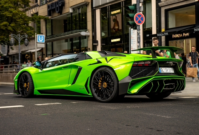 Lamborghini Aventador LP750-4 SuperVeloce Roadster