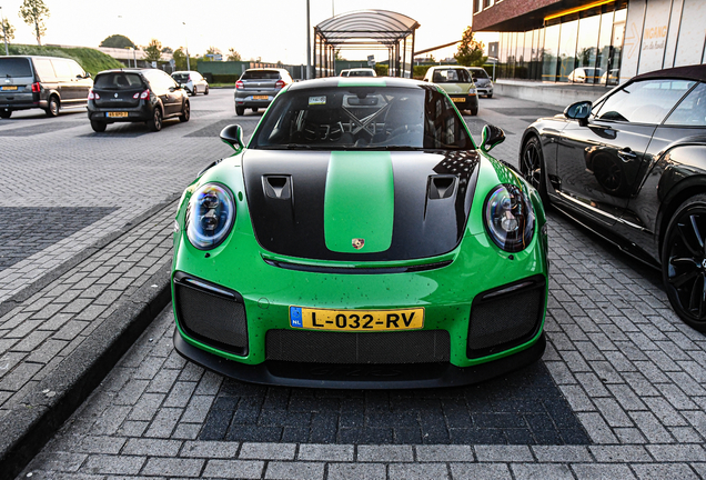 Porsche 991 GT2 RS Weissach Package