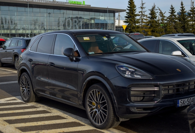 Porsche Cayenne Turbo S E-Hybrid