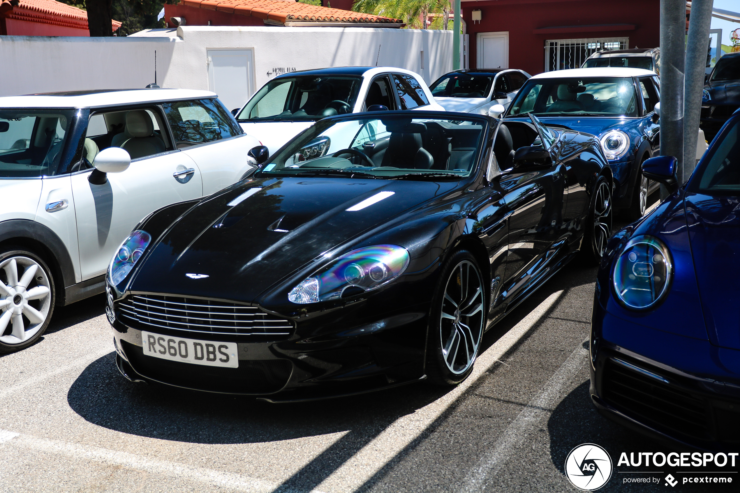 Aston Martin DBS Volante