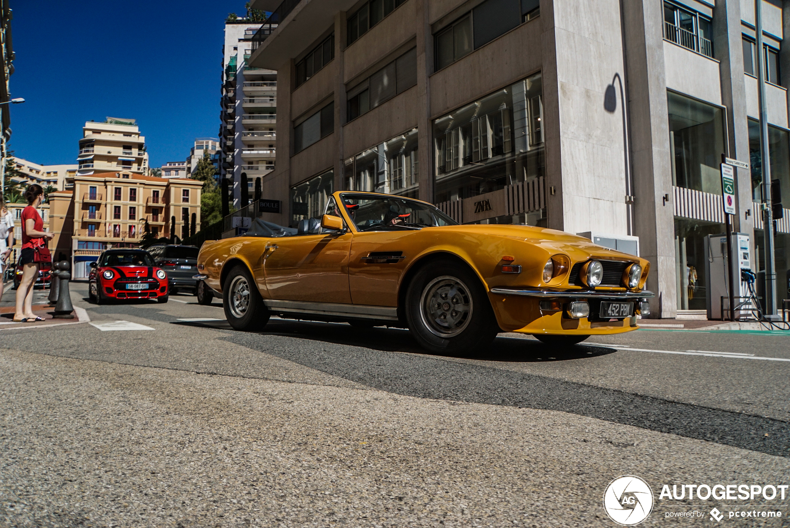 Aston Martin V8 Volante Series 1 (1978-1986)