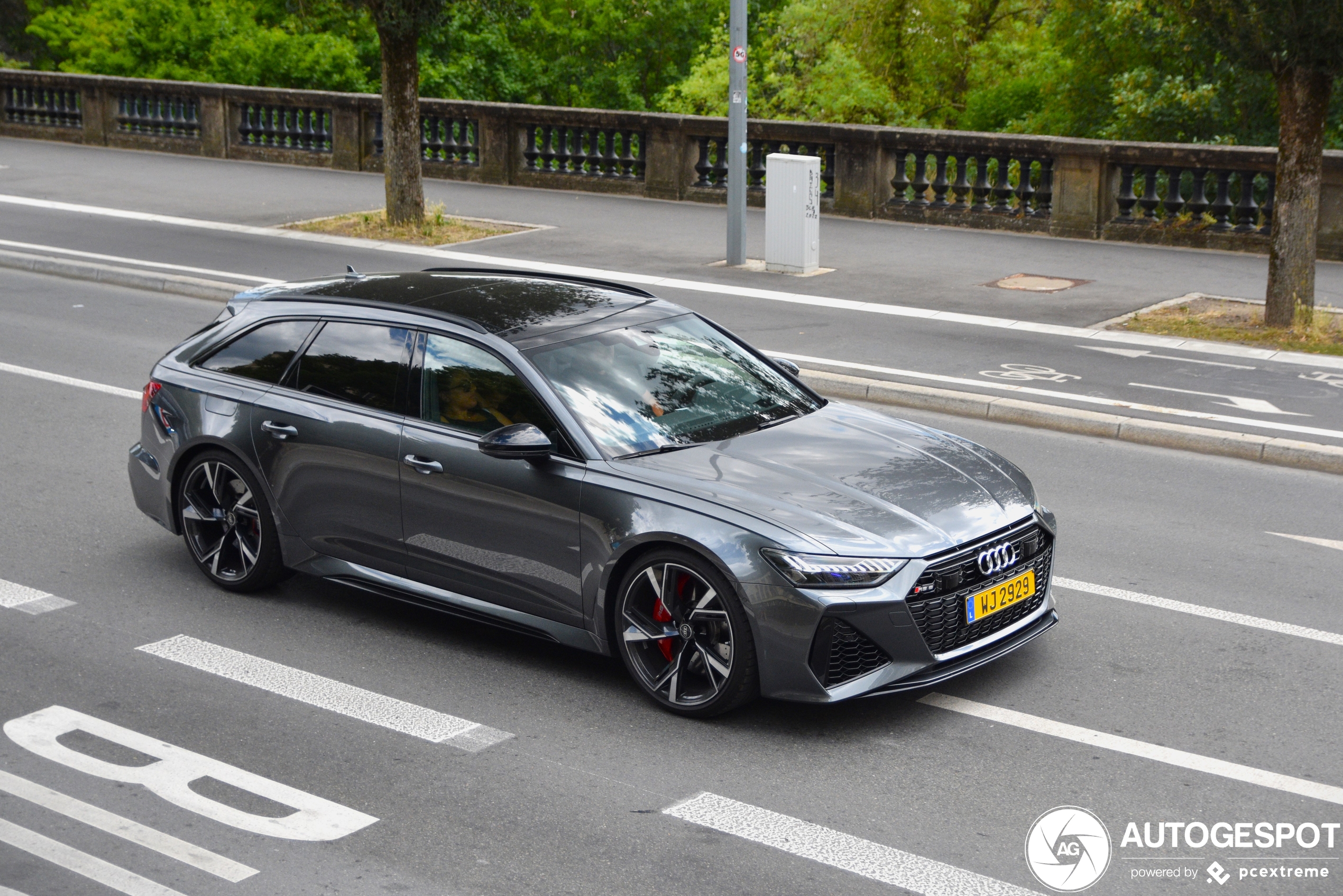 Audi RS6 Avant C8