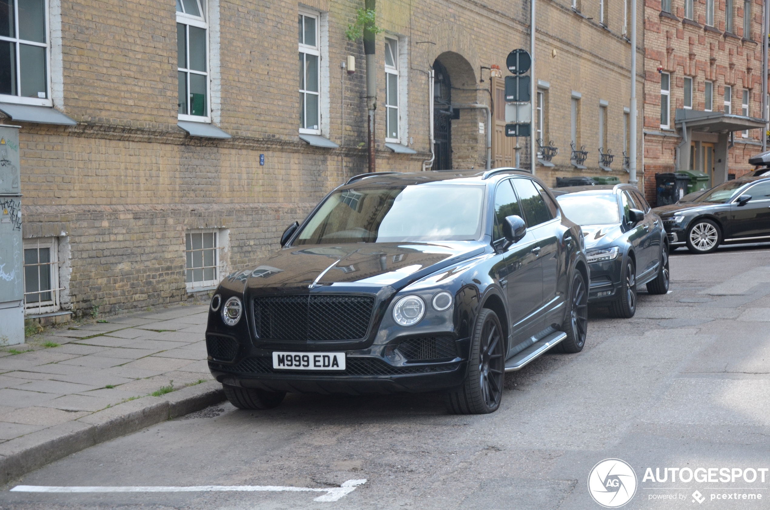 Bentley Bentayga V8