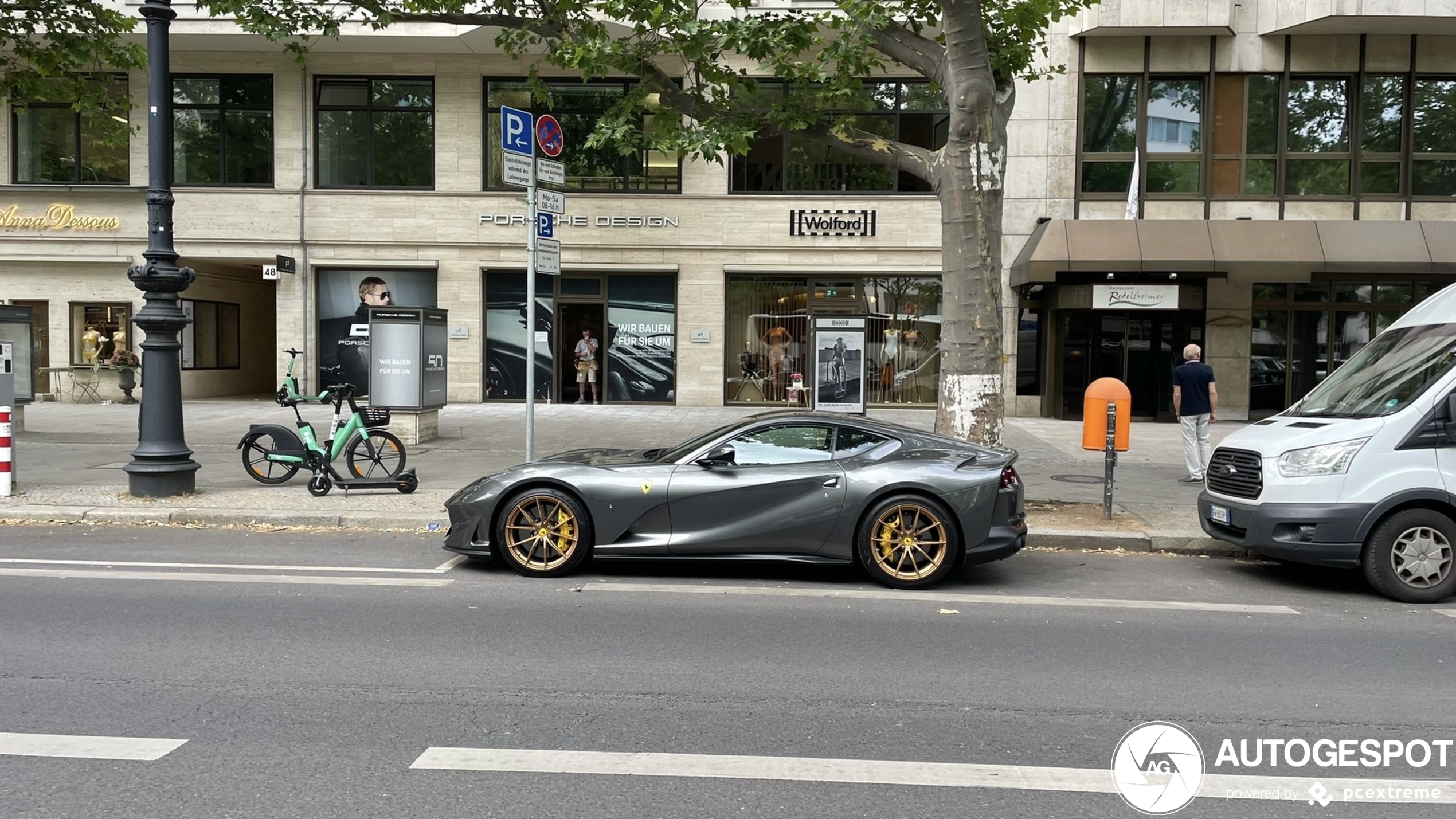 Ferrari 812 Superfast