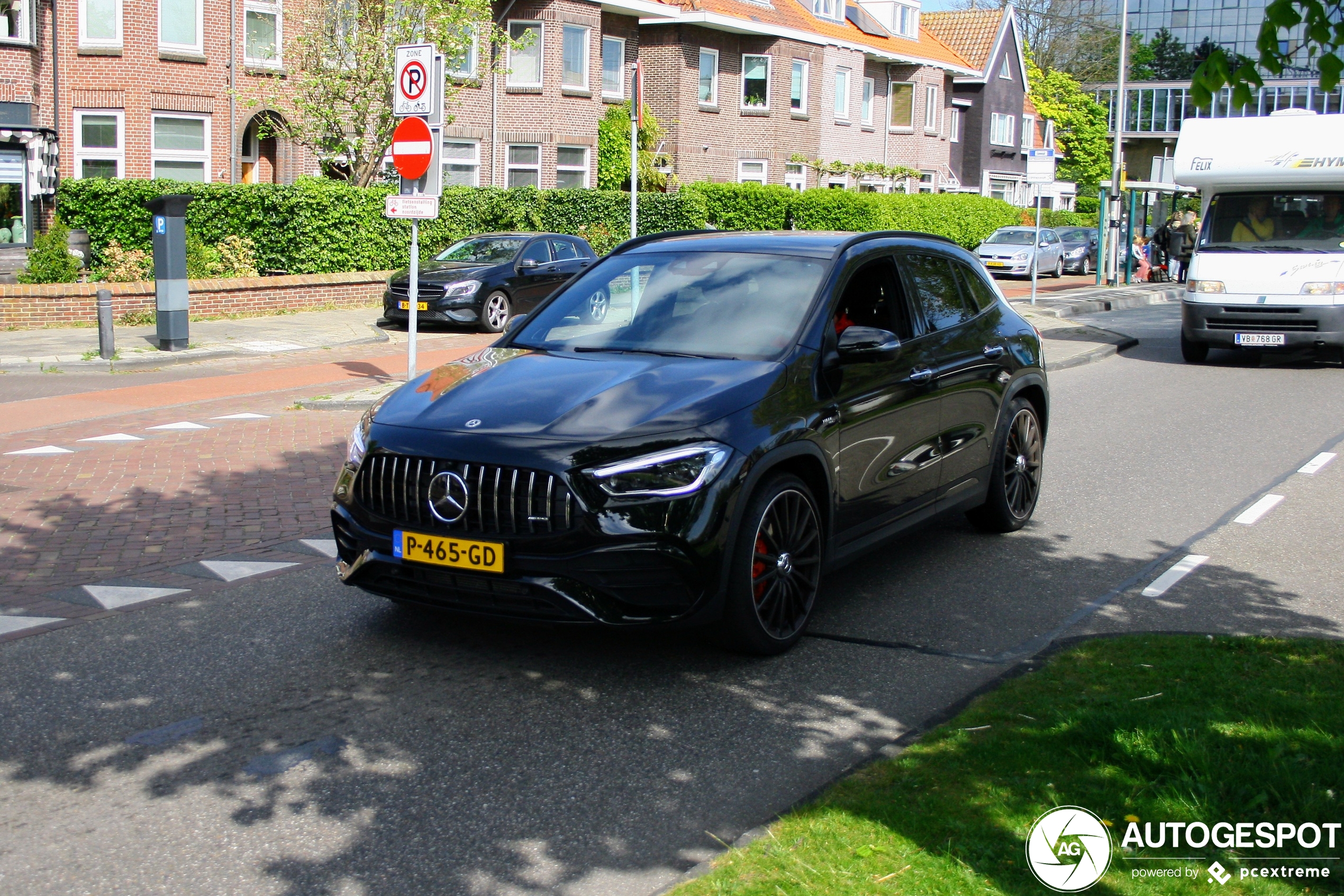 Mercedes-AMG GLA 45 S 4MATIC+ H247