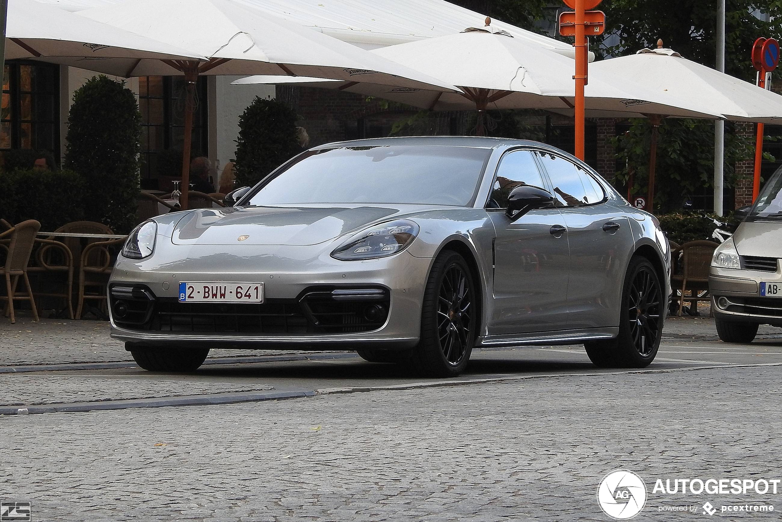 Porsche 971 Panamera Turbo S E-Hybrid