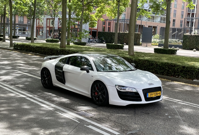 Audi R8 V10