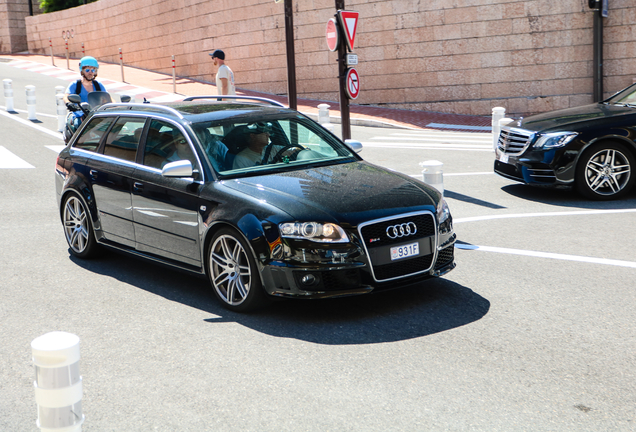 Audi RS4 Avant B7