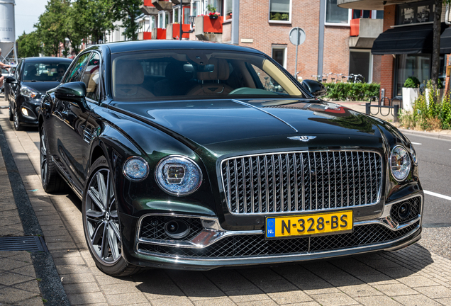 Bentley Flying Spur V8 2021