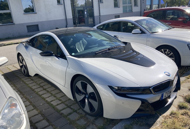 BMW i8 2018