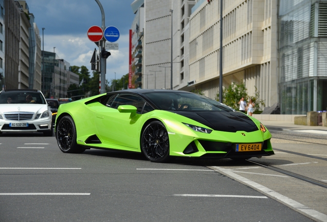 Lamborghini Huracán LP640-4 EVO