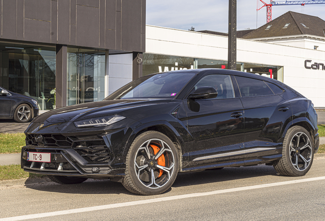 Lamborghini Urus