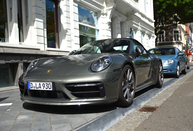 Porsche 992 Carrera 4S Cabriolet