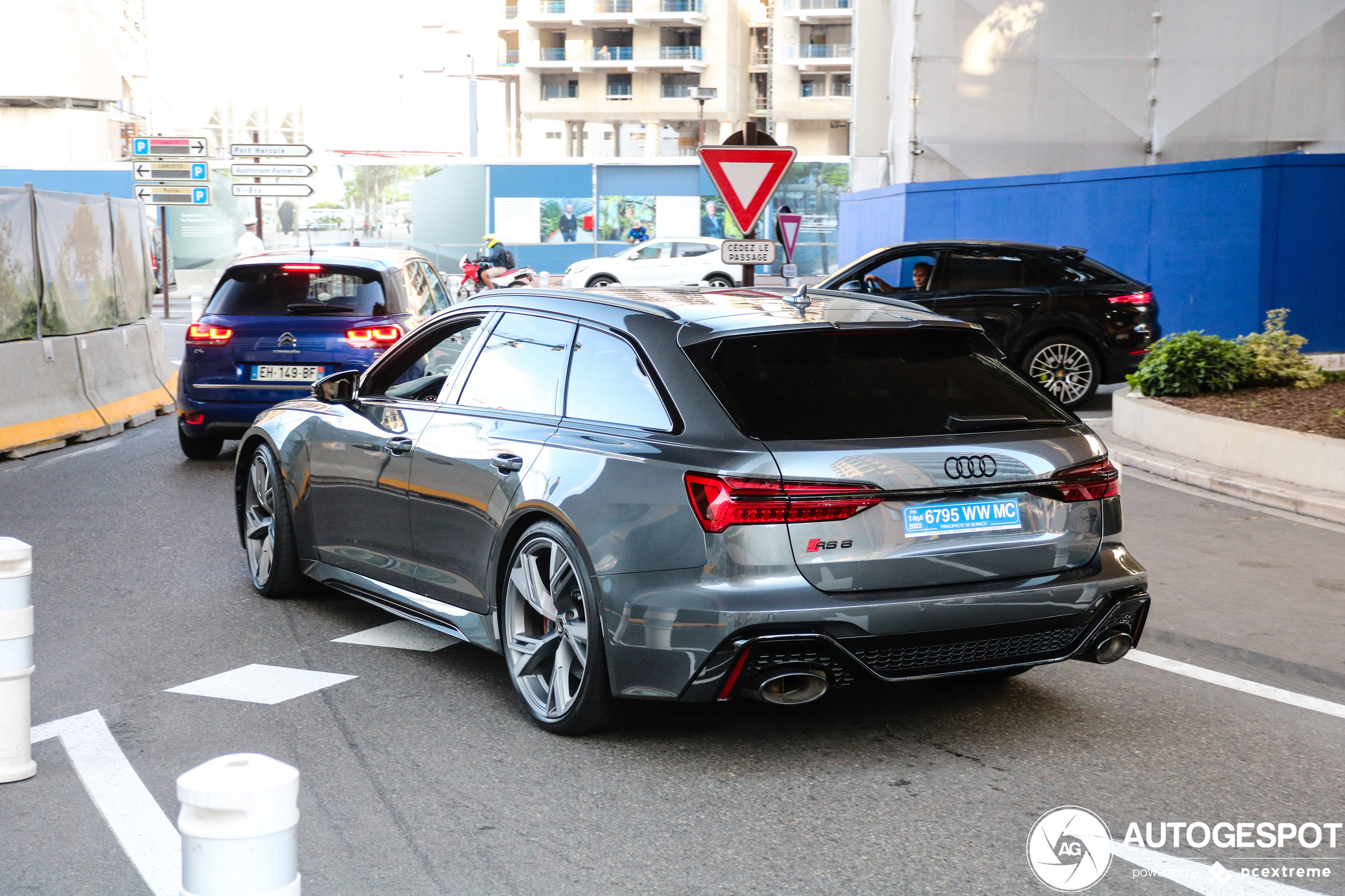 Audi RS6 Avant C8