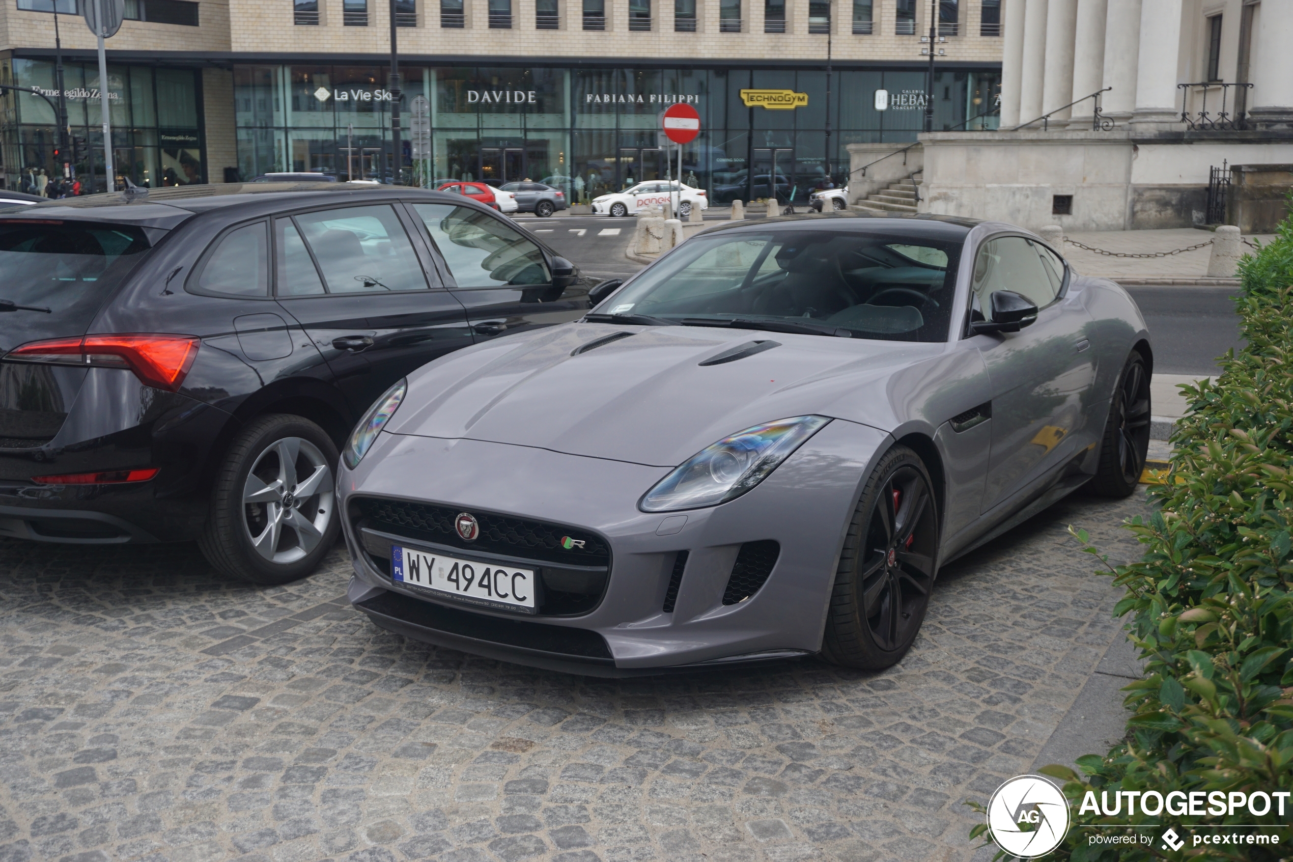 Jaguar F-TYPE R Coupé