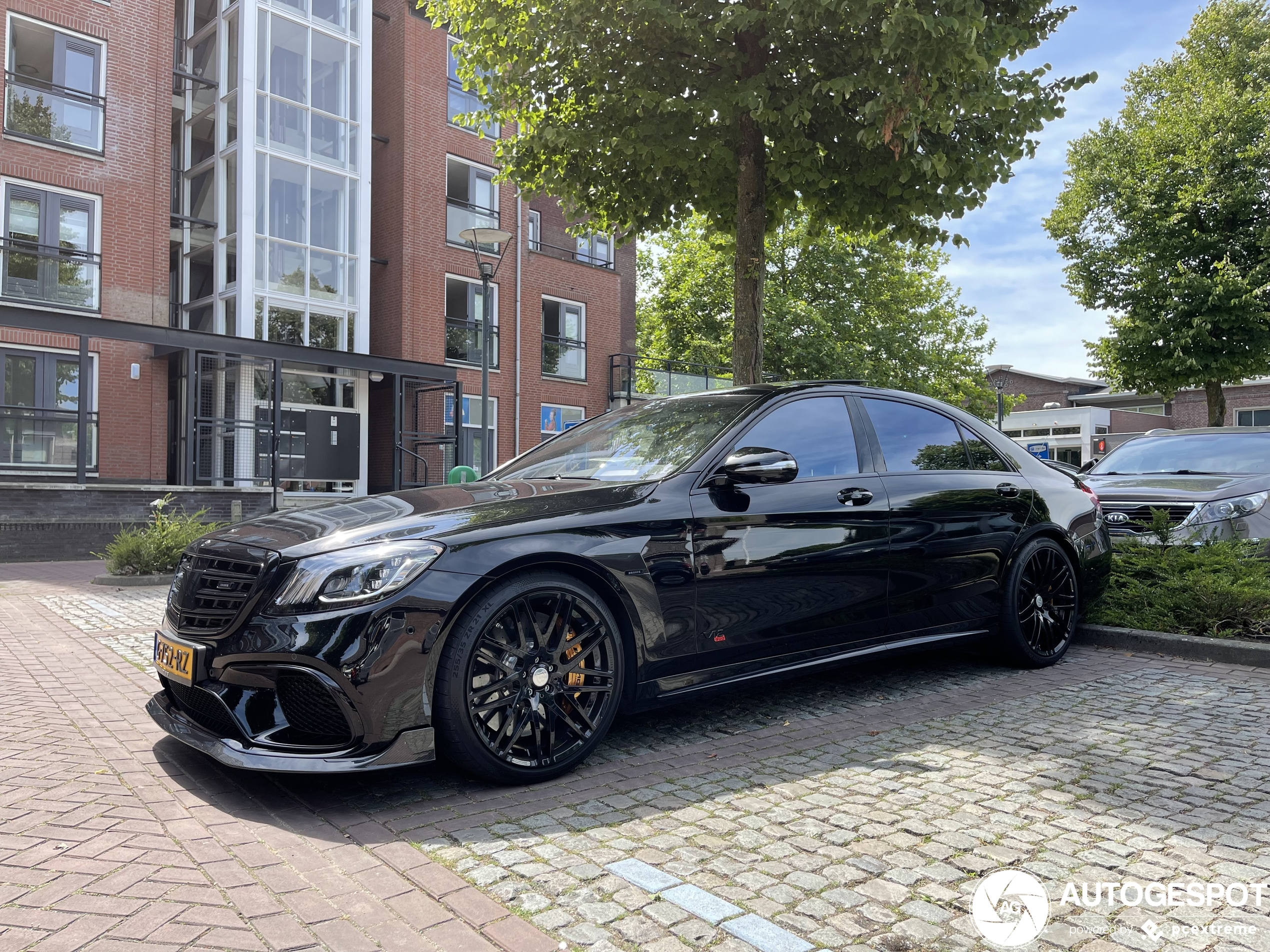 Mercedes-AMG Brabus 900 Rocket V222 2017