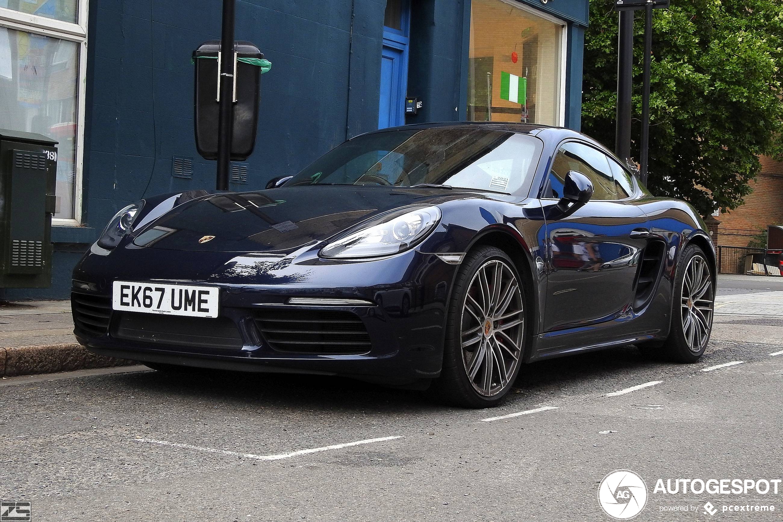 Porsche 718 Cayman S